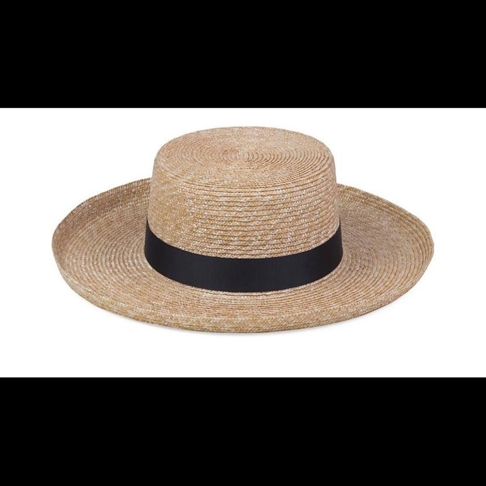 Size small lack of color boater